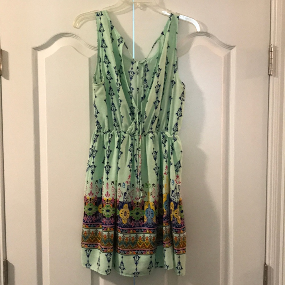 Dress - Picture 4 of 6